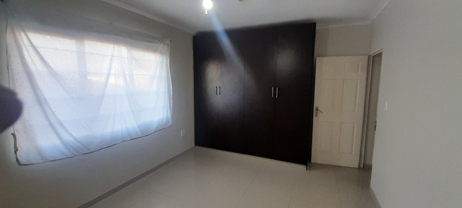 To Let 2 Bedroom Property for Rent in Crossmoor KwaZulu-Natal