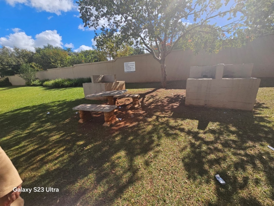 2 Bedroom Property for Sale in Sunnyridge KwaZulu-Natal