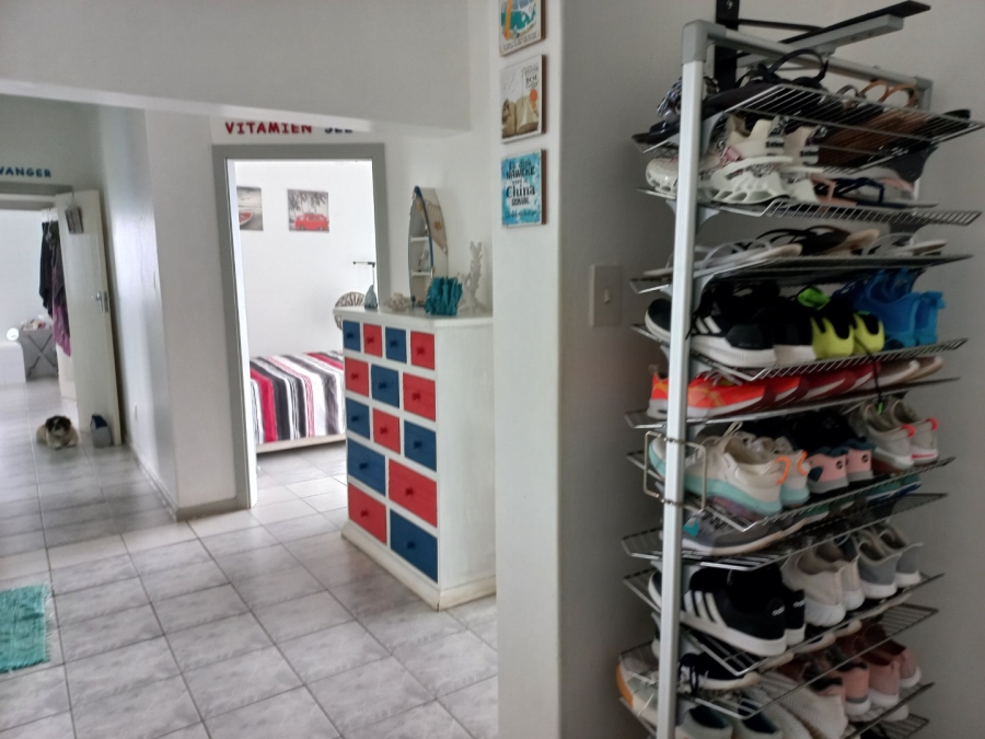 4 Bedroom Property for Sale in Leisure Crest KwaZulu-Natal