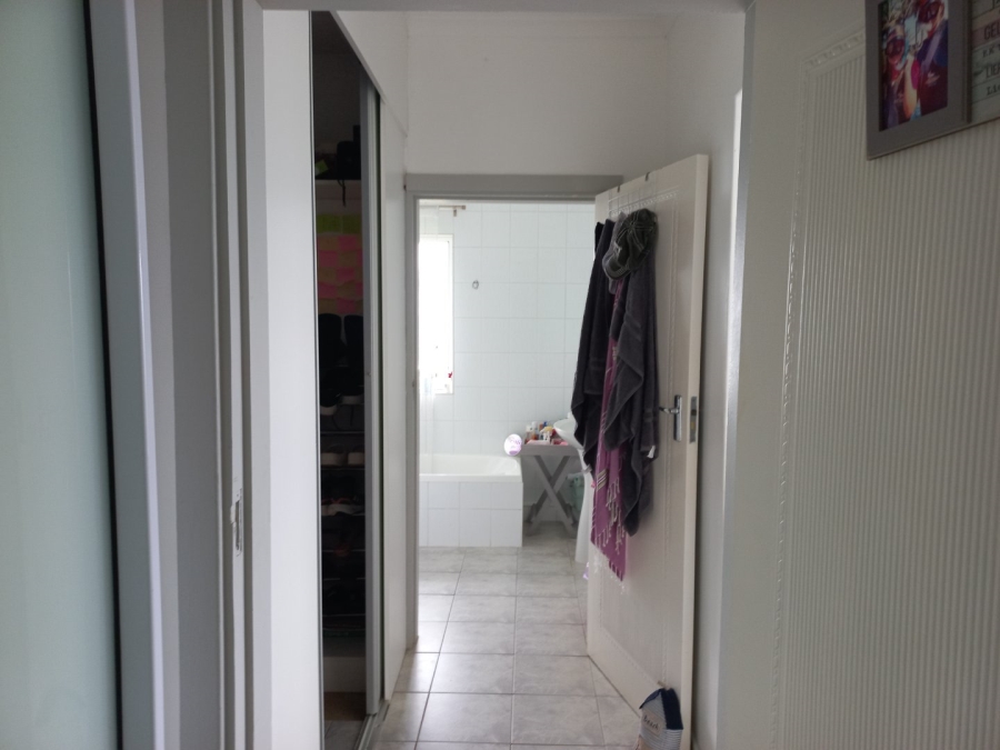 4 Bedroom Property for Sale in Leisure Crest KwaZulu-Natal