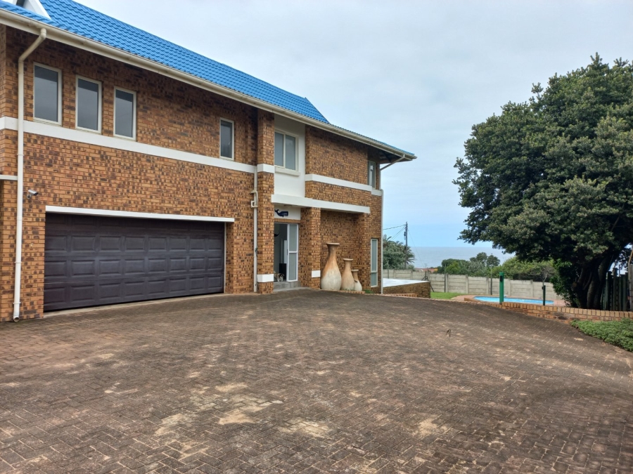 4 Bedroom Property for Sale in Leisure Crest KwaZulu-Natal