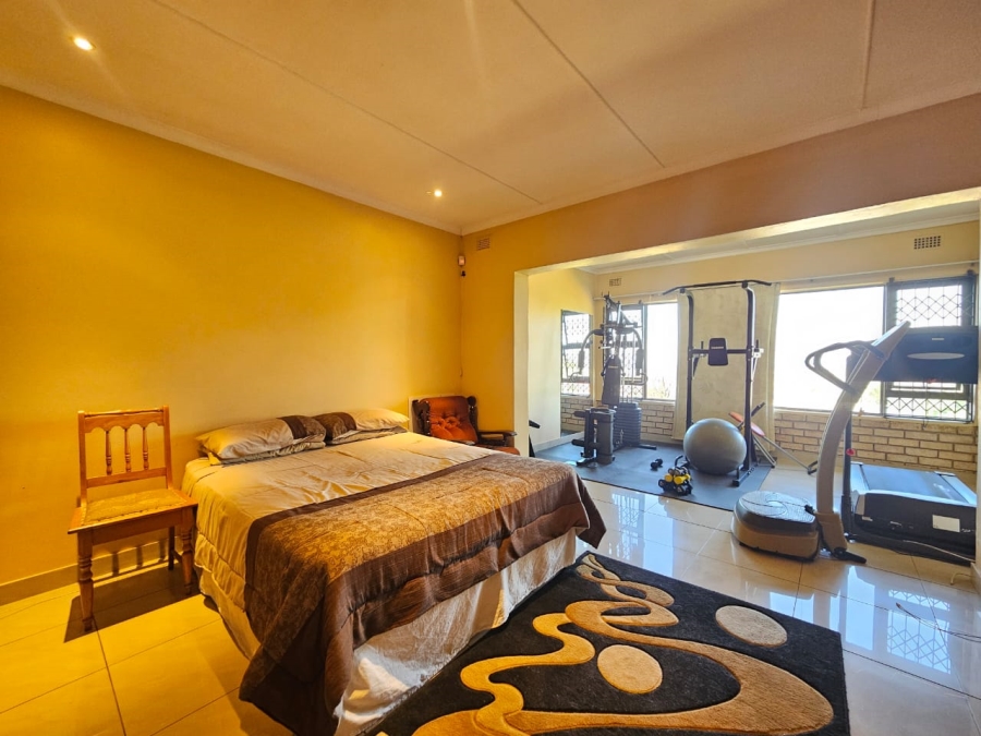 3 Bedroom Property for Sale in Highridge KwaZulu-Natal