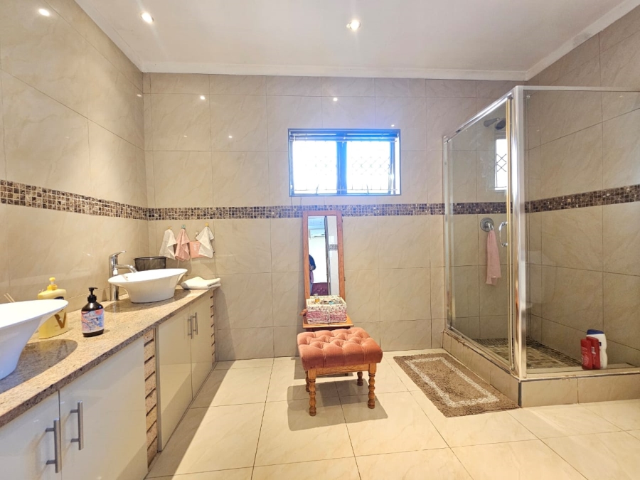 3 Bedroom Property for Sale in Highridge KwaZulu-Natal