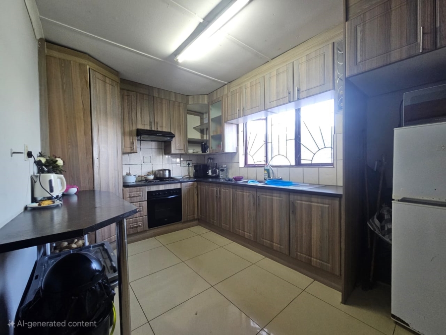 3 Bedroom Property for Sale in Highridge KwaZulu-Natal