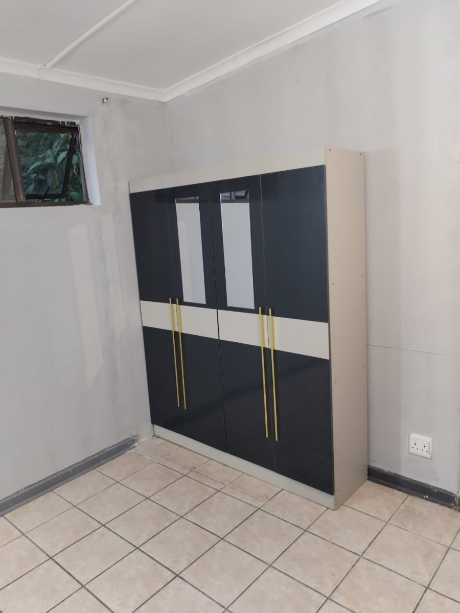 To Let 1 Bedroom Property for Rent in Northdene KwaZulu-Natal