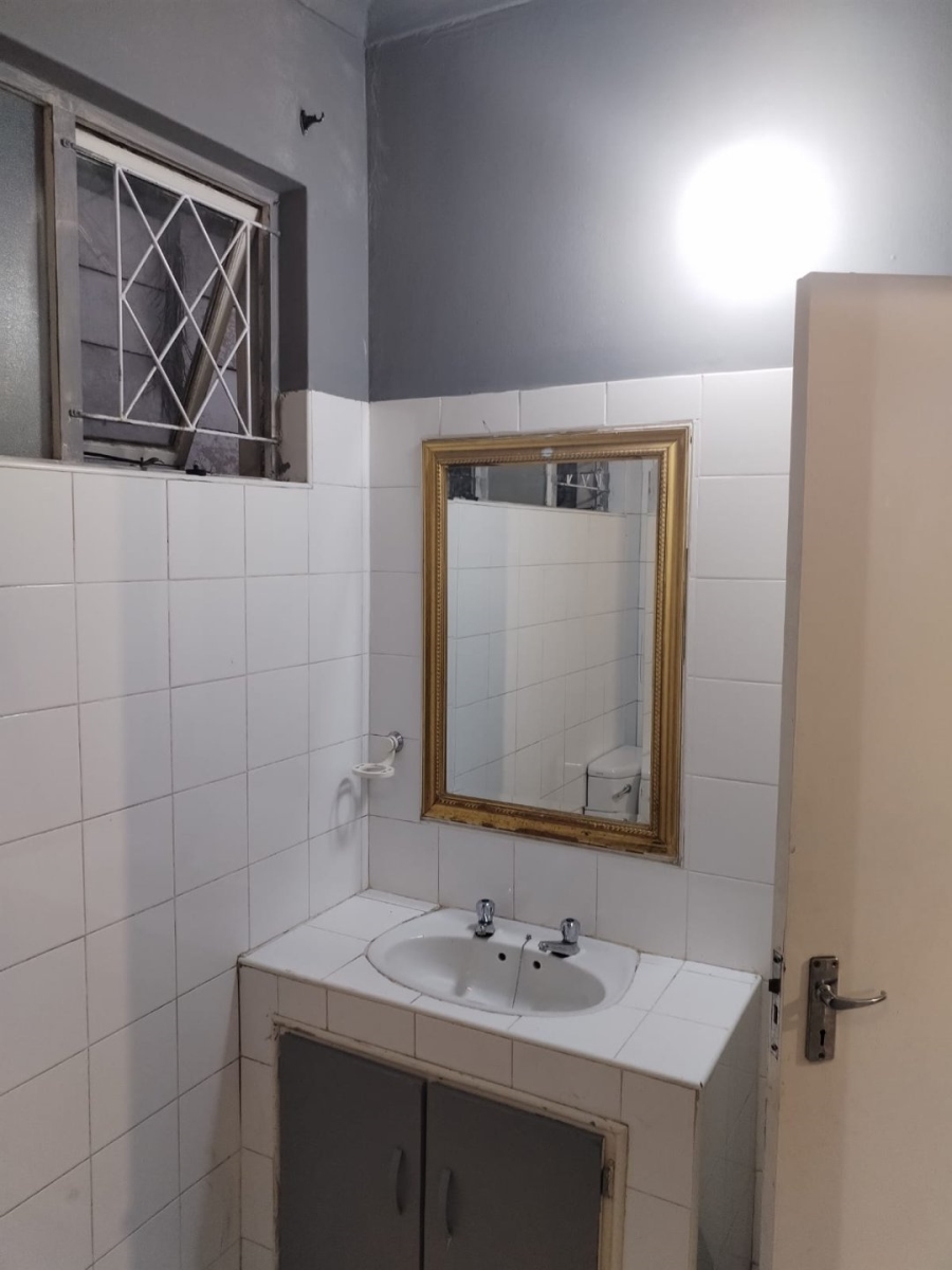 To Let 1 Bedroom Property for Rent in Northdene KwaZulu-Natal