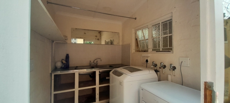 7 Bedroom Property for Sale in Glenmore KwaZulu-Natal