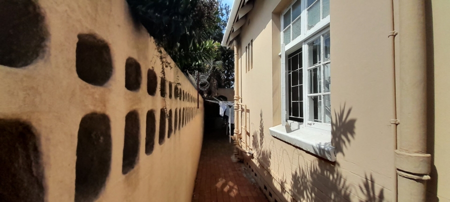 7 Bedroom Property for Sale in Glenmore KwaZulu-Natal