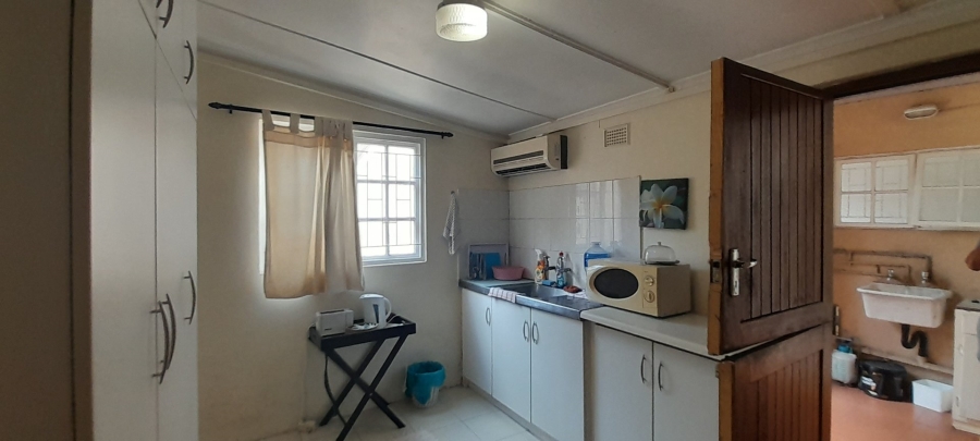 7 Bedroom Property for Sale in Glenmore KwaZulu-Natal