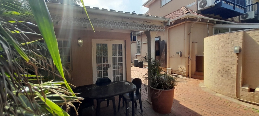 7 Bedroom Property for Sale in Glenmore KwaZulu-Natal