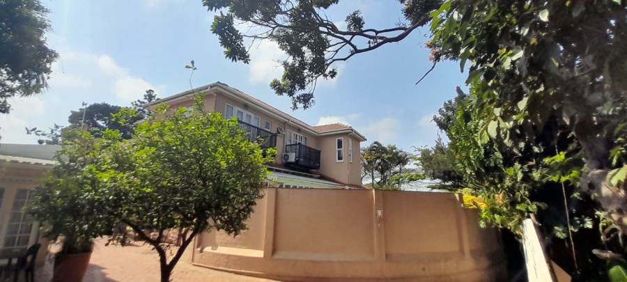7 Bedroom Property for Sale in Glenmore KwaZulu-Natal