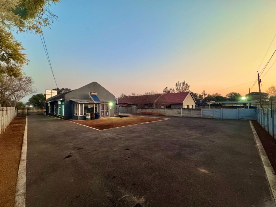 3 Bedroom Property for Sale in Huttenheights KwaZulu-Natal