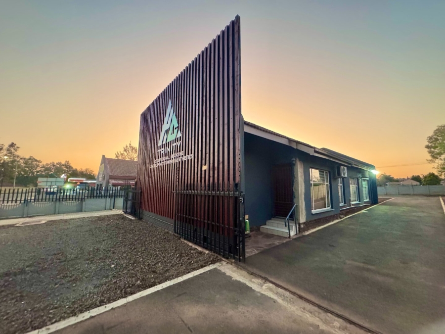 3 Bedroom Property for Sale in Huttenheights KwaZulu-Natal