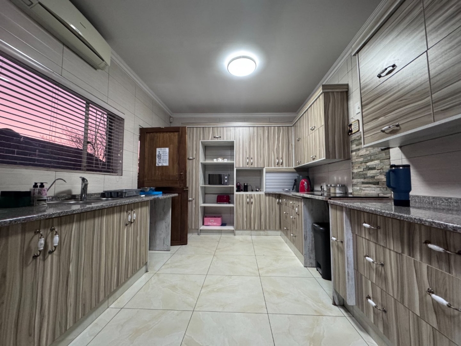 3 Bedroom Property for Sale in Huttenheights KwaZulu-Natal