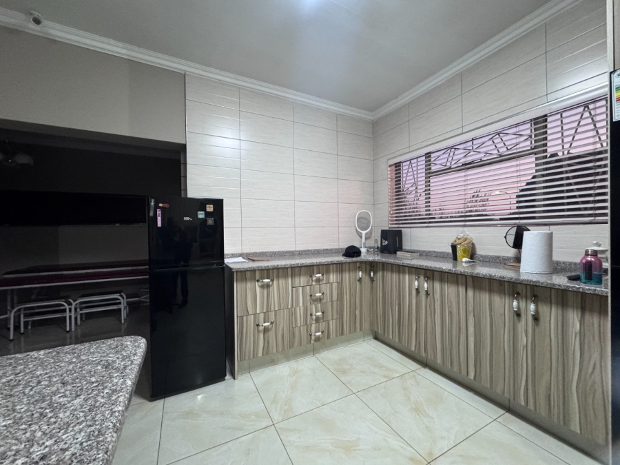 3 Bedroom Property for Sale in Huttenheights KwaZulu-Natal