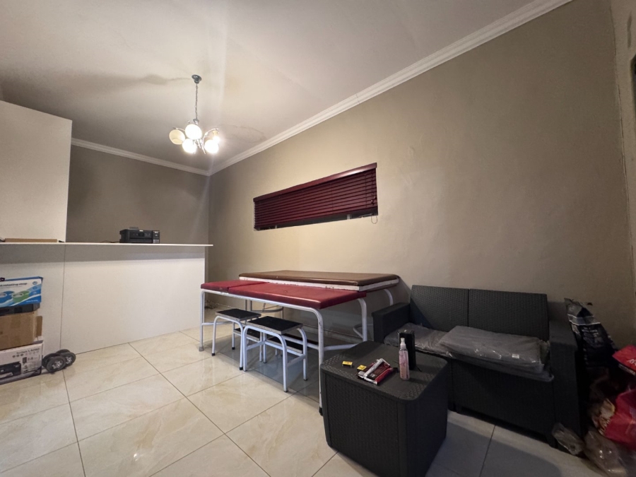 3 Bedroom Property for Sale in Huttenheights KwaZulu-Natal