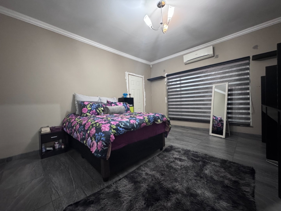 3 Bedroom Property for Sale in Huttenheights KwaZulu-Natal