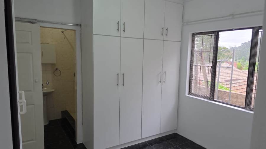 To Let 1 Bedroom Property for Rent in Cowies Hill Park KwaZulu-Natal