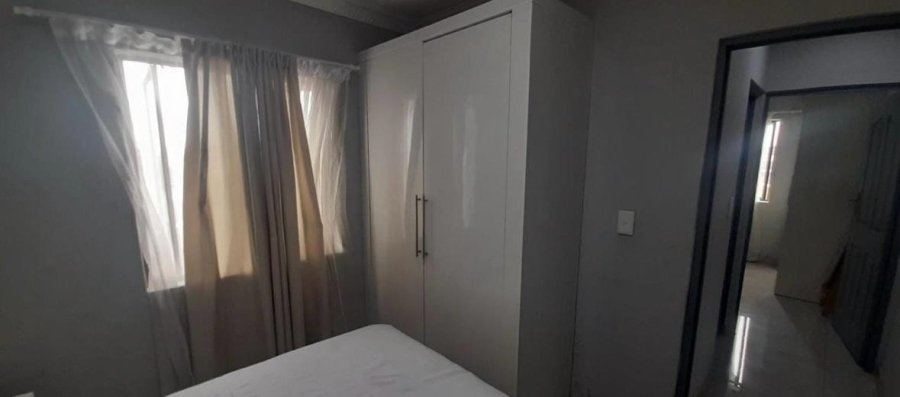 2 Bedroom Property for Sale in Montclair KwaZulu-Natal