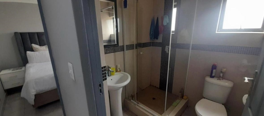 2 Bedroom Property for Sale in Montclair KwaZulu-Natal