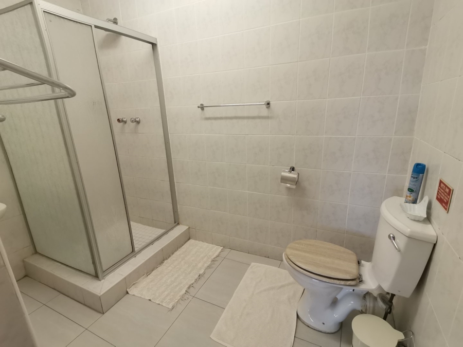 7 Bedroom Property for Sale in Shelly Beach KwaZulu-Natal