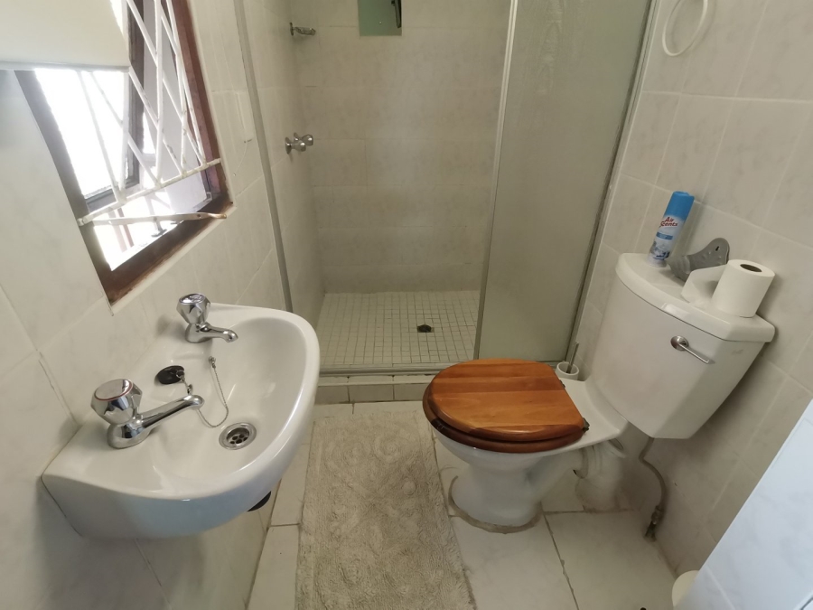7 Bedroom Property for Sale in Shelly Beach KwaZulu-Natal