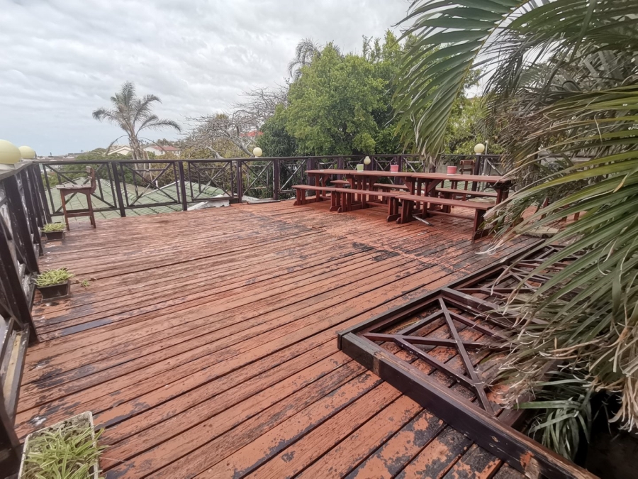 7 Bedroom Property for Sale in Shelly Beach KwaZulu-Natal