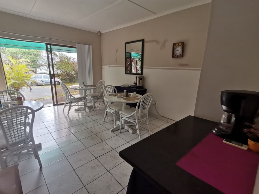 7 Bedroom Property for Sale in Shelly Beach KwaZulu-Natal