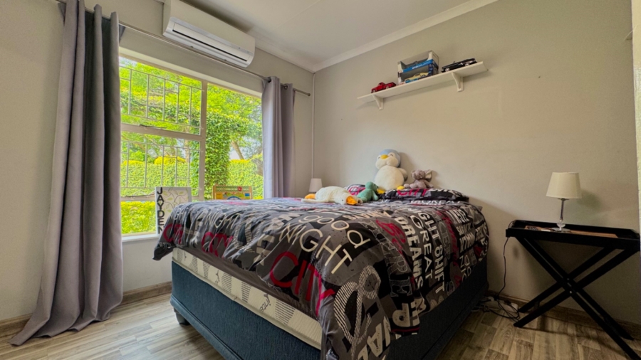 4 Bedroom Property for Sale in Schuinshoogte KwaZulu-Natal