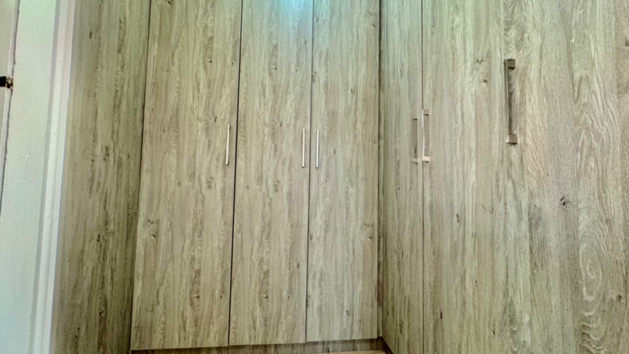 4 Bedroom Property for Sale in Schuinshoogte KwaZulu-Natal