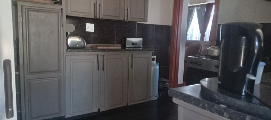4 Bedroom Property for Sale in Lester Park KwaZulu-Natal