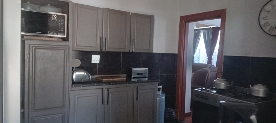 4 Bedroom Property for Sale in Lester Park KwaZulu-Natal