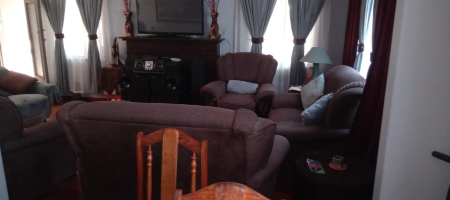 4 Bedroom Property for Sale in Lester Park KwaZulu-Natal
