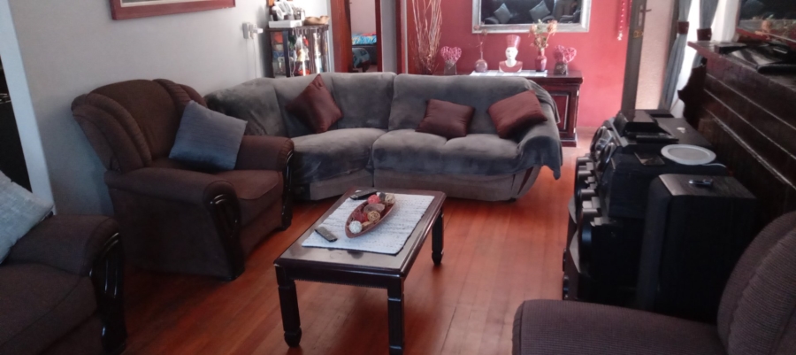 4 Bedroom Property for Sale in Lester Park KwaZulu-Natal