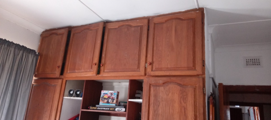 4 Bedroom Property for Sale in Lester Park KwaZulu-Natal