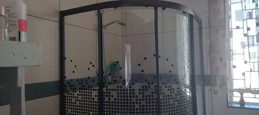 4 Bedroom Property for Sale in Lester Park KwaZulu-Natal