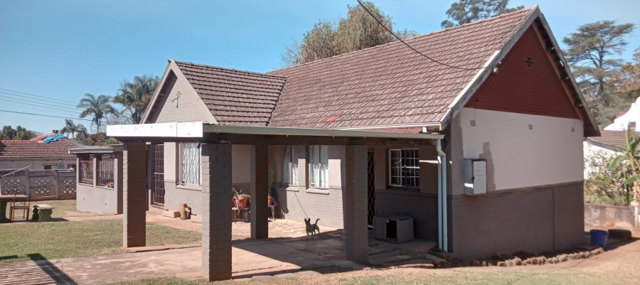 4 Bedroom Property for Sale in Lester Park KwaZulu-Natal