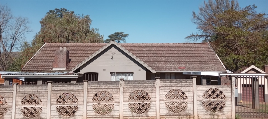 4 Bedroom Property for Sale in Lester Park KwaZulu-Natal