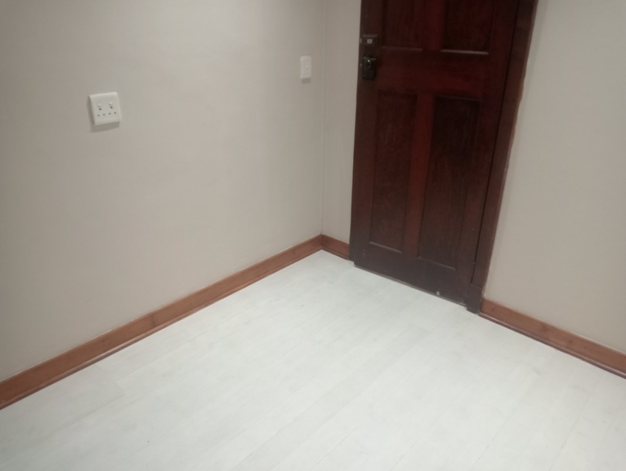 To Let Commercial Property for Rent in Northdene KwaZulu-Natal