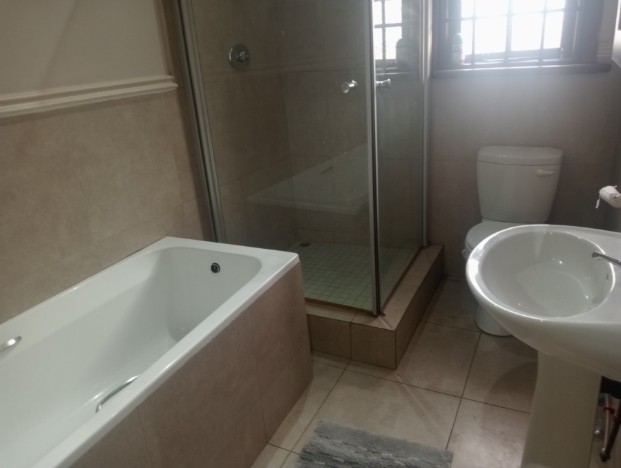 To Let Commercial Property for Rent in Northdene KwaZulu-Natal