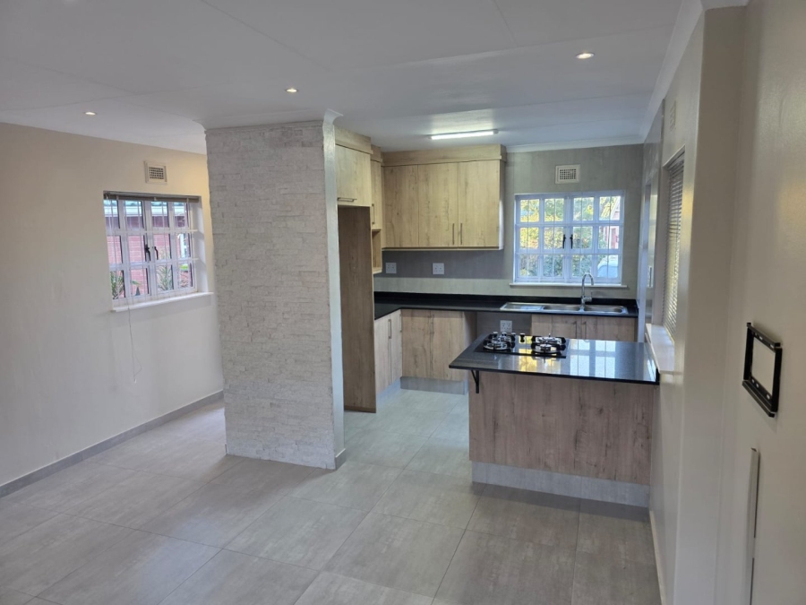 2 Bedroom Property for Sale in Mount Edgecombe Ext 3 KwaZulu-Natal