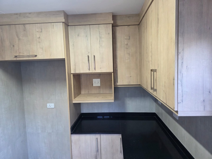2 Bedroom Property for Sale in Mount Edgecombe Ext 3 KwaZulu-Natal
