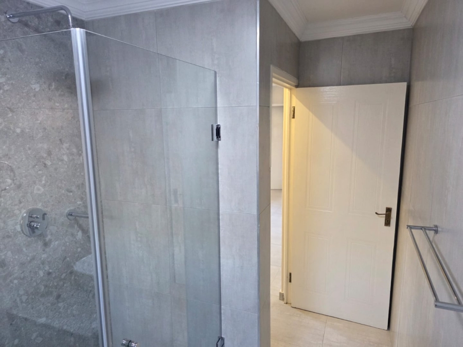 2 Bedroom Property for Sale in Mount Edgecombe Ext 3 KwaZulu-Natal