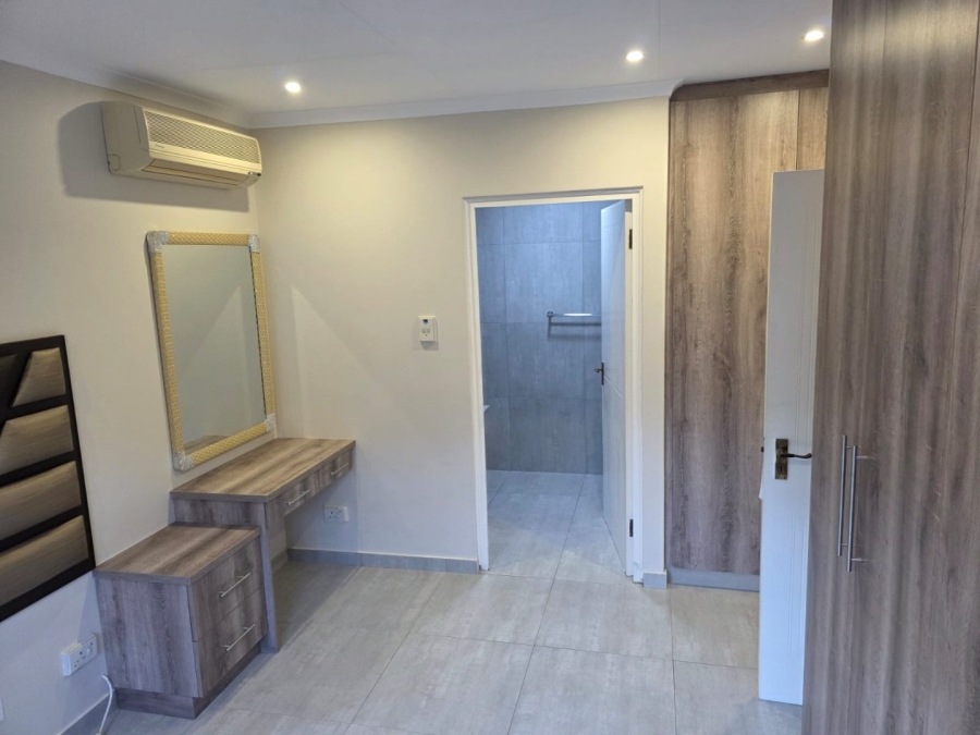 2 Bedroom Property for Sale in Mount Edgecombe Ext 3 KwaZulu-Natal