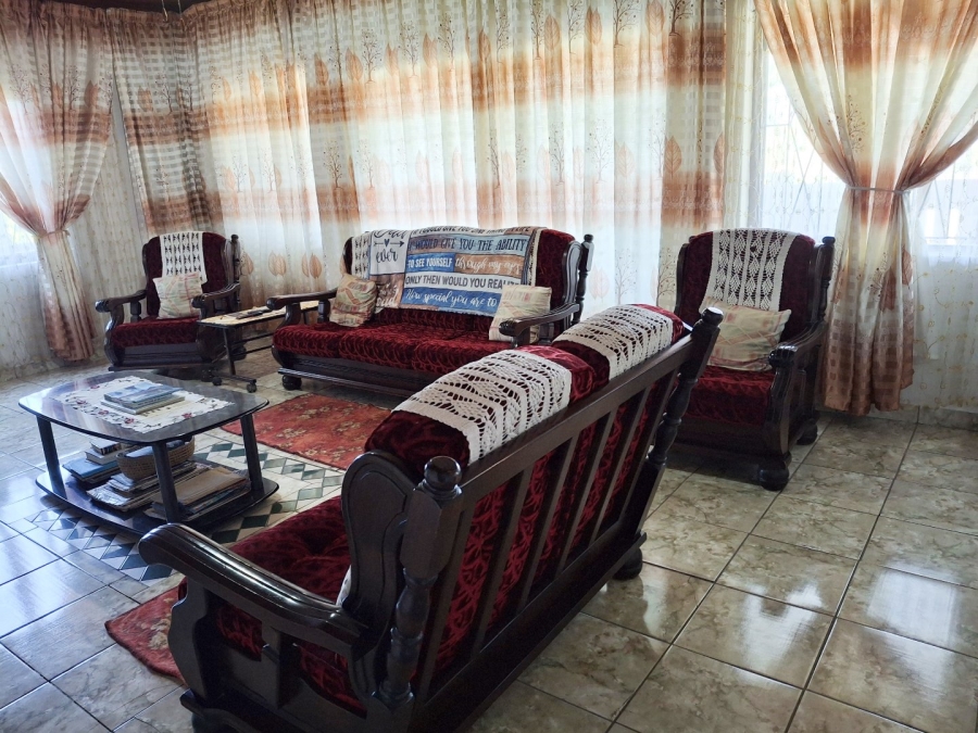 4 Bedroom Property for Sale in Warrenton KwaZulu-Natal