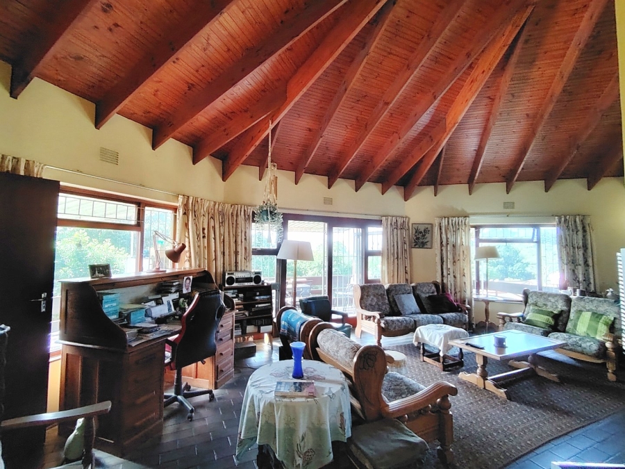 5 Bedroom Property for Sale in Margate KwaZulu-Natal