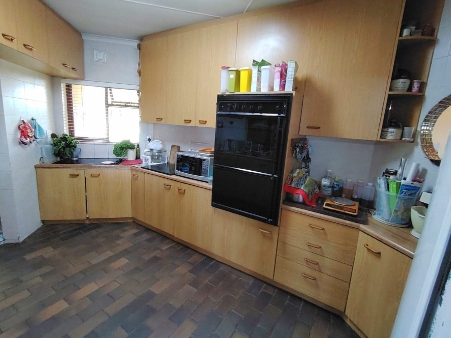 5 Bedroom Property for Sale in Margate KwaZulu-Natal