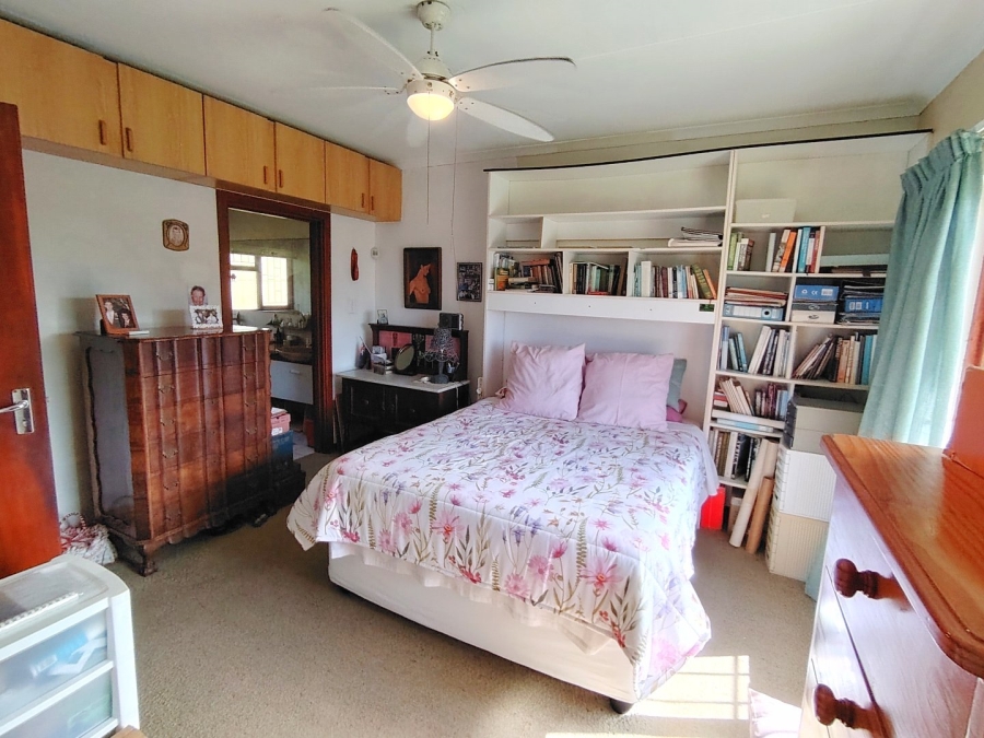5 Bedroom Property for Sale in Margate KwaZulu-Natal