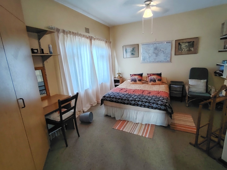 5 Bedroom Property for Sale in Margate KwaZulu-Natal