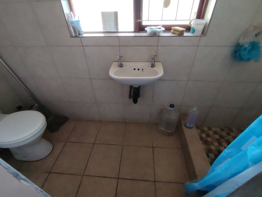5 Bedroom Property for Sale in Margate KwaZulu-Natal